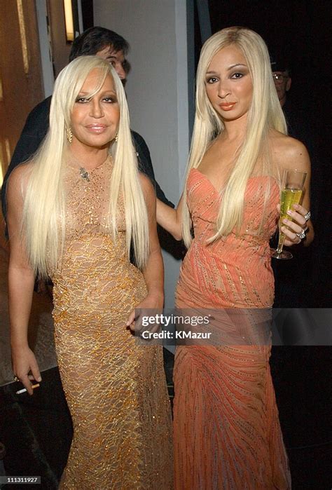 maya rudolph donatella versace christina aguilera|maya rudolph funny.